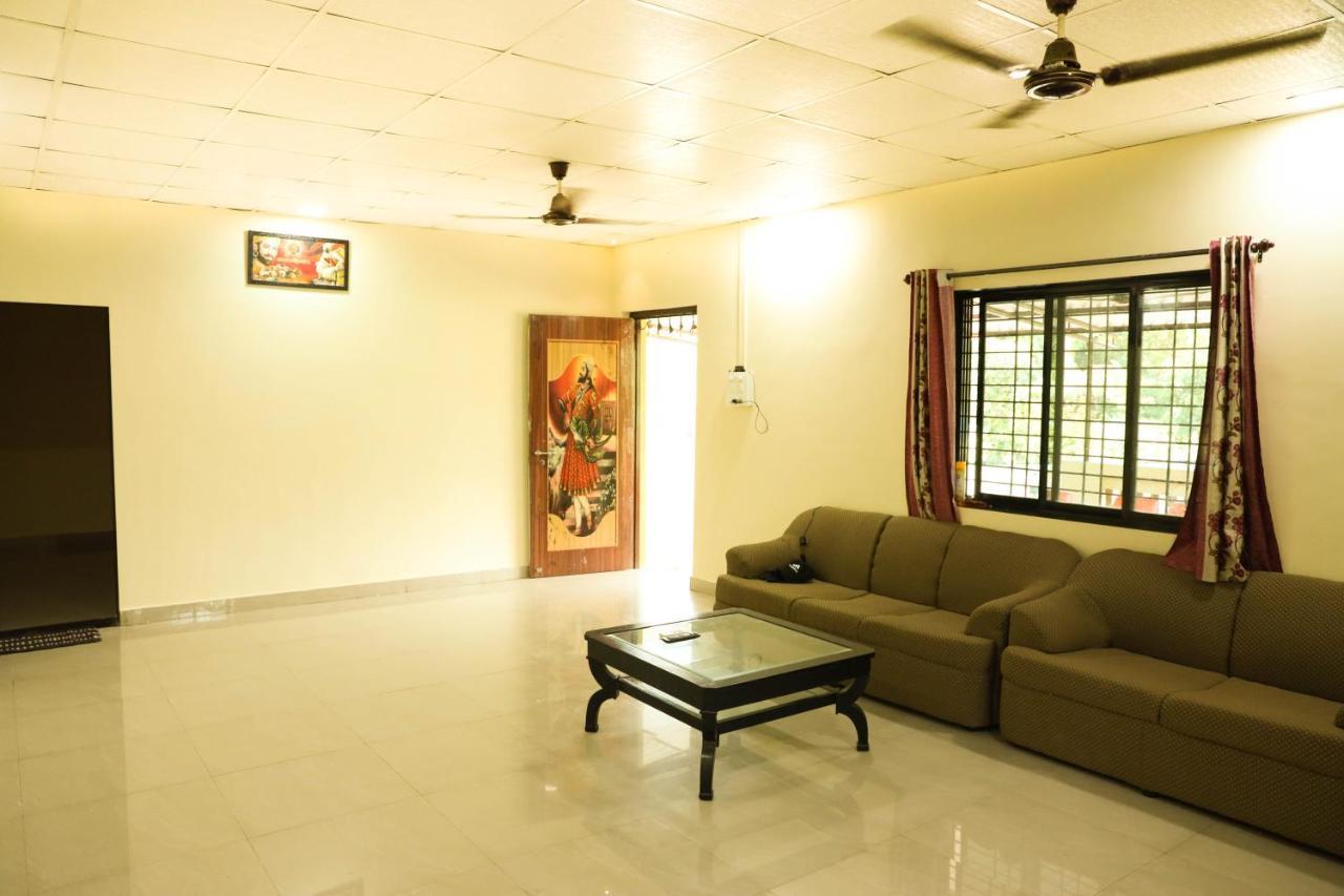 Kinjal Farmhouse By Friends Villa Frühstückspension Mumbai