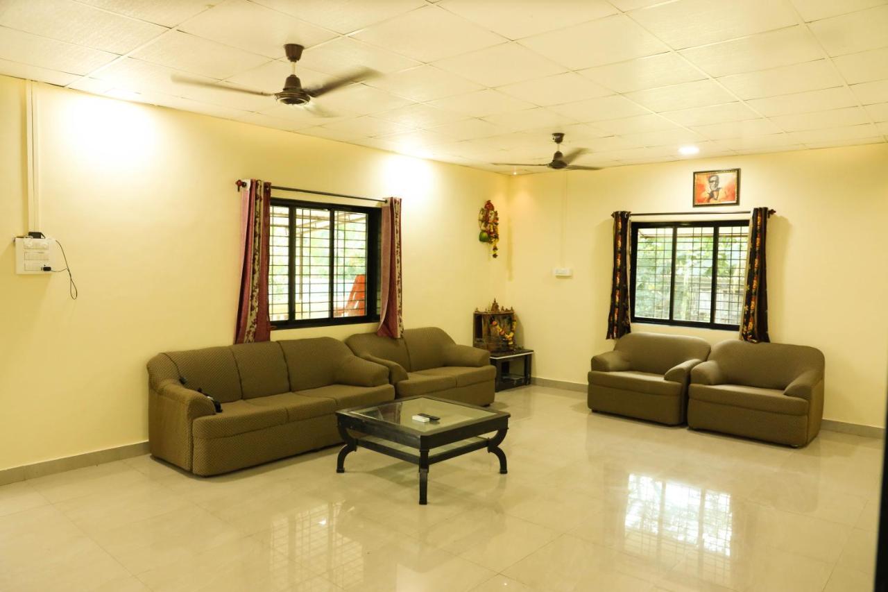 Kinjal Farmhouse By Friends Villa Frühstückspension *