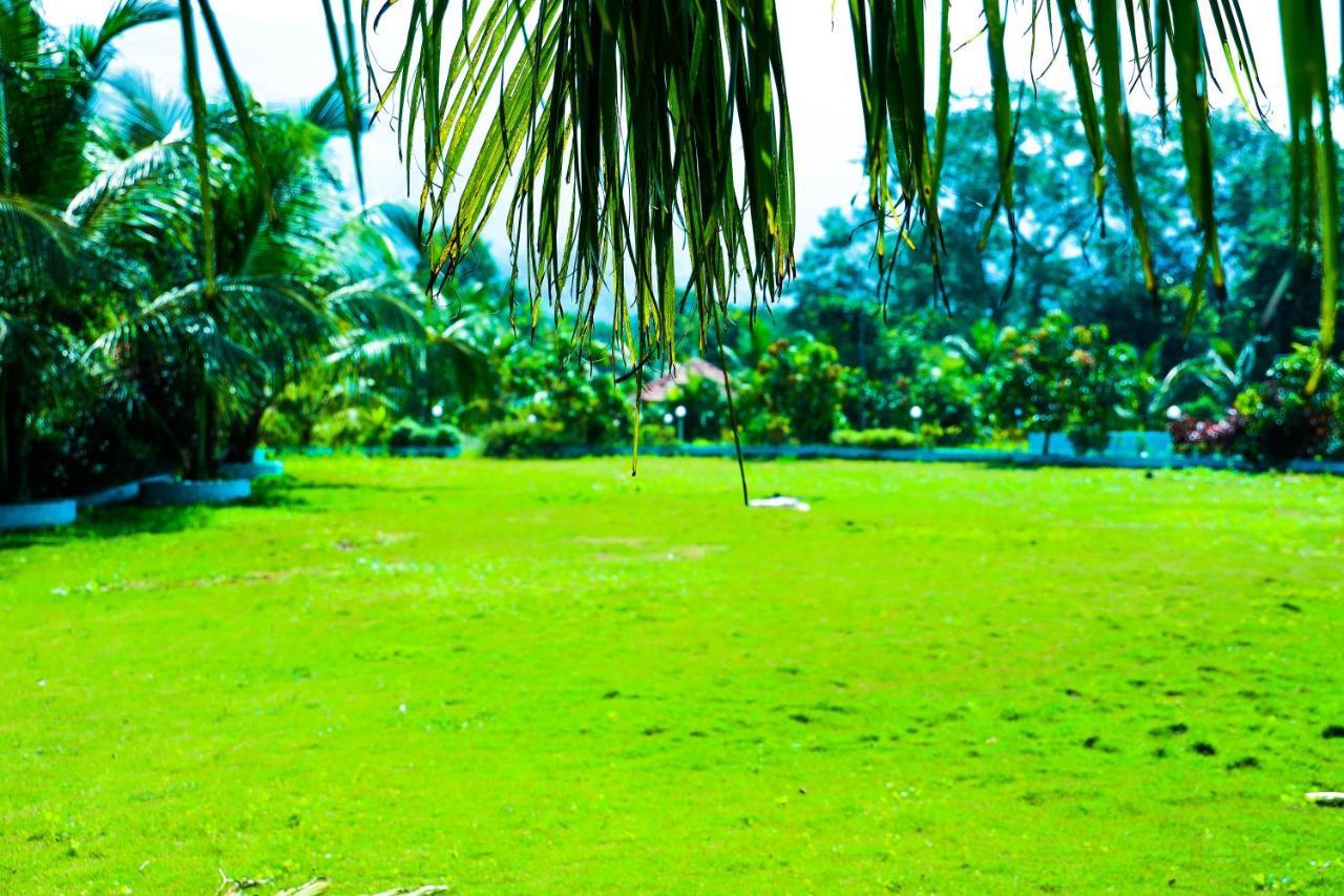 Kinjal Farmhouse By Friends Villa Frühstückspension *